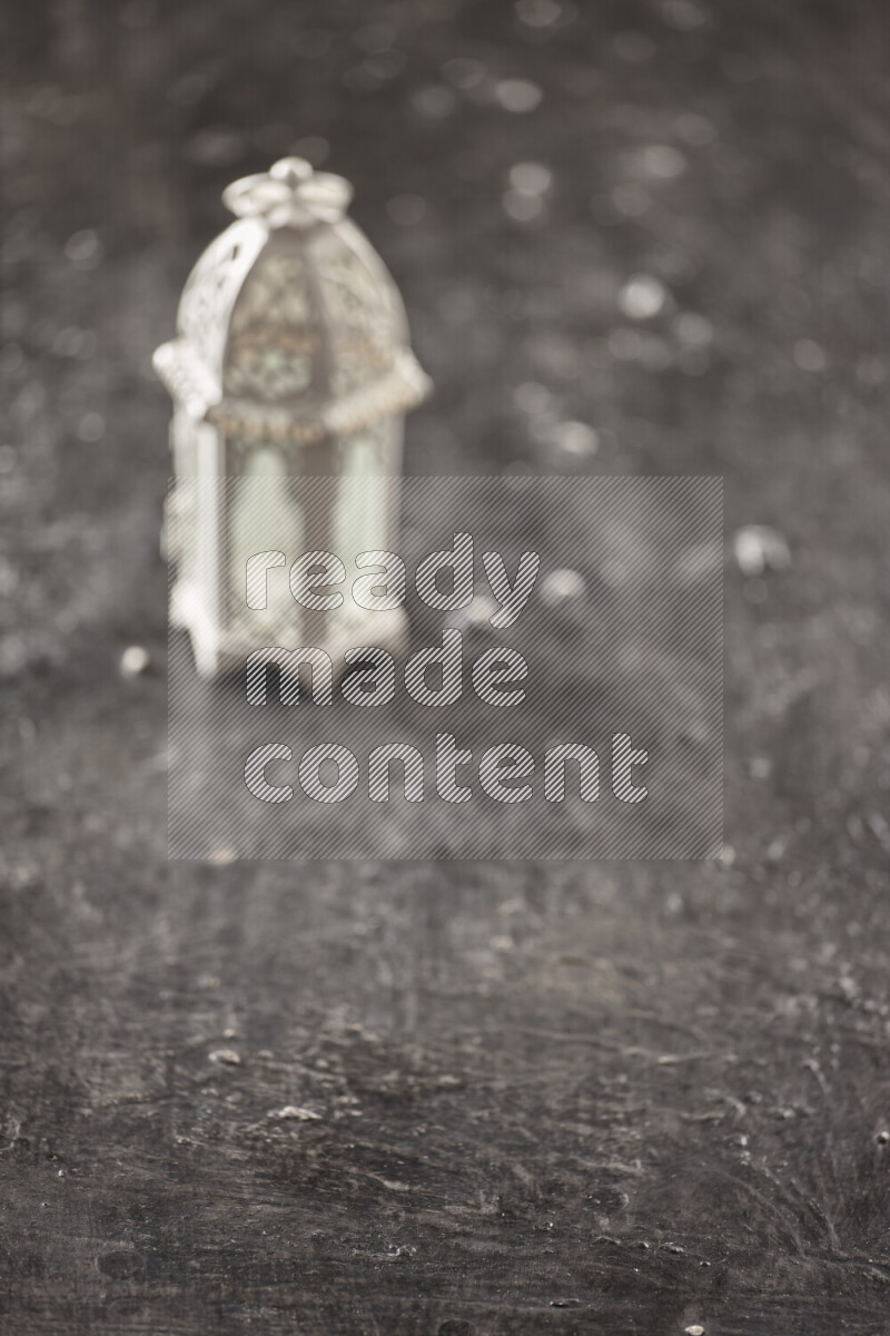 فانوس موضوع علي خلفية سوداء