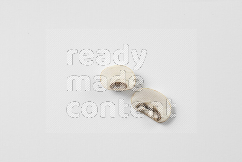 مشروم علي خلفية بيضاء