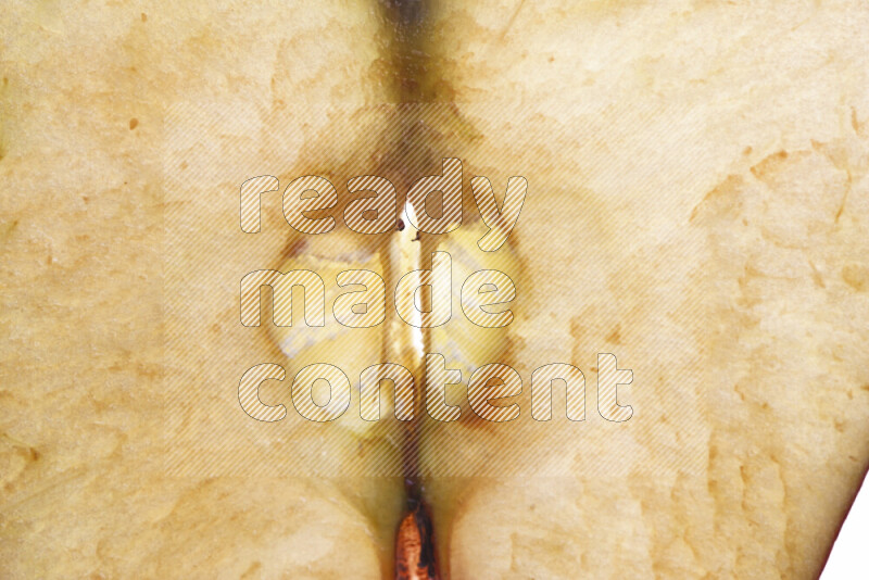 شرائح من التفاح علي خلفية بيضاء مضيئة